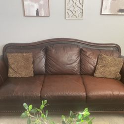 Brown Leather Couch With Singnle Seat
