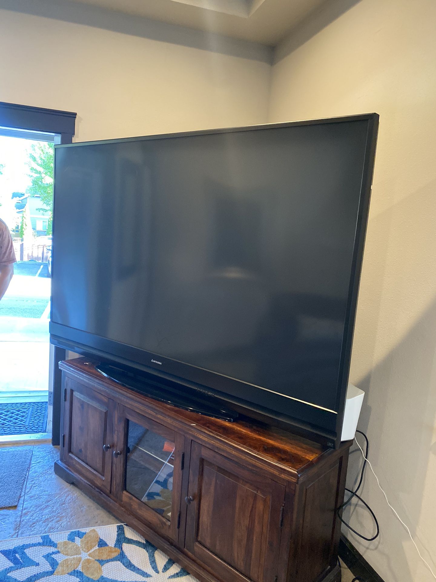 85” TV