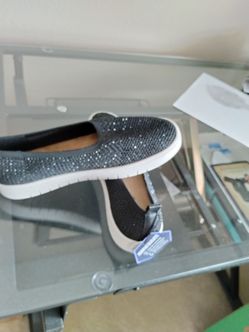 Brand new ladies slip on shoes