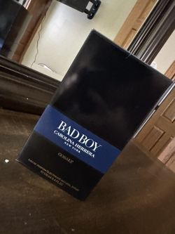 Bad boy Carolina Herrera cobolt