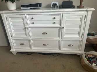 Beautiful large solid wood dresser