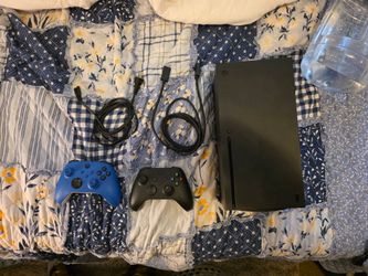 Xbox Series X Exellent condition Everything works!