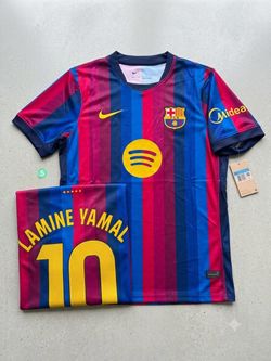 Lamine Yamal Barcelona home jersey