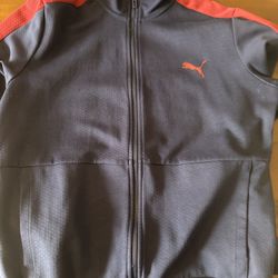Puma Full-Zip Athletic Jacket – Black/Red Shoulder Panels – Size M – Good Condition – Training/Gym Wear