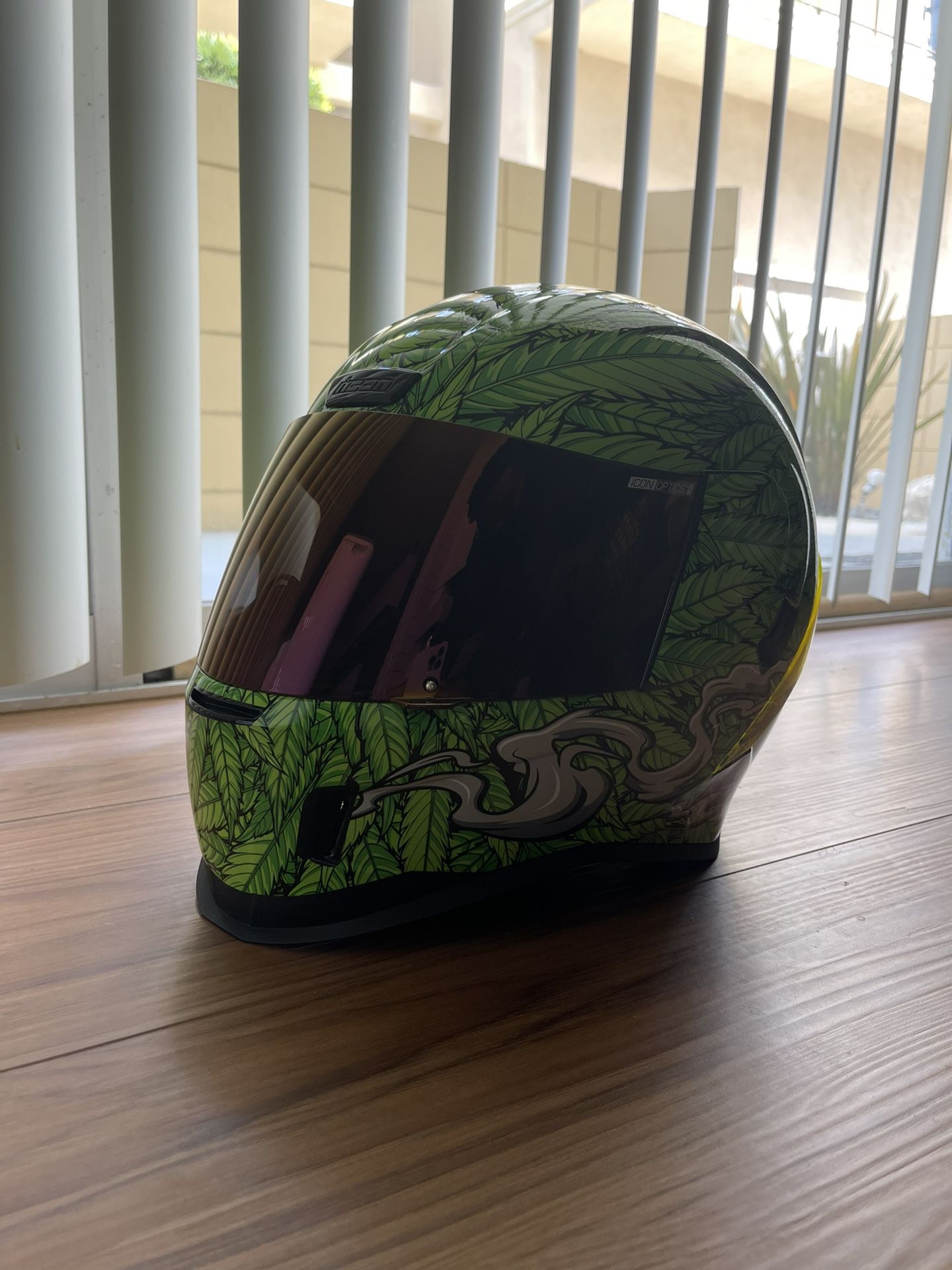 Icon Airform XL - Rite Mind Helmet (glows in the dark) OBO