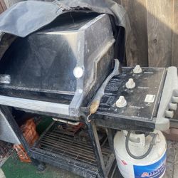 Propane Gas Grill Works Great