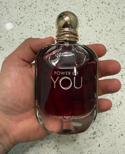 Armani POY