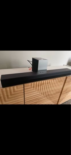 LG Soundbar S40T 2.1 Channel with Wireless Subwoofer, Remote, Bluetooth, Used