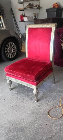 Lap dance chair