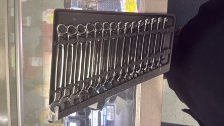 Milwaukee wrench set