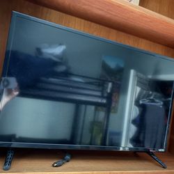 24" Vizio 1080p Smart LED TV (E24-C1)