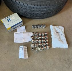 Mopar Wheel Installation Kit, which includes chrome lug nuts and a locking lug nut for jeep