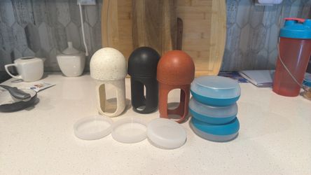 Boom bottle shells, lids and travel containers
