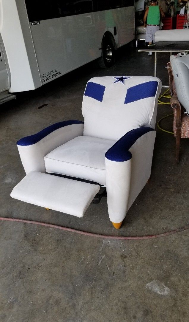 Dallas Cowboys GM Recliner