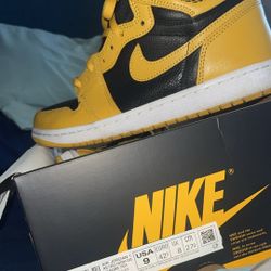 Retro Jordan 1s 