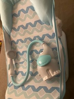 Baby Bath Seat & Sprayer