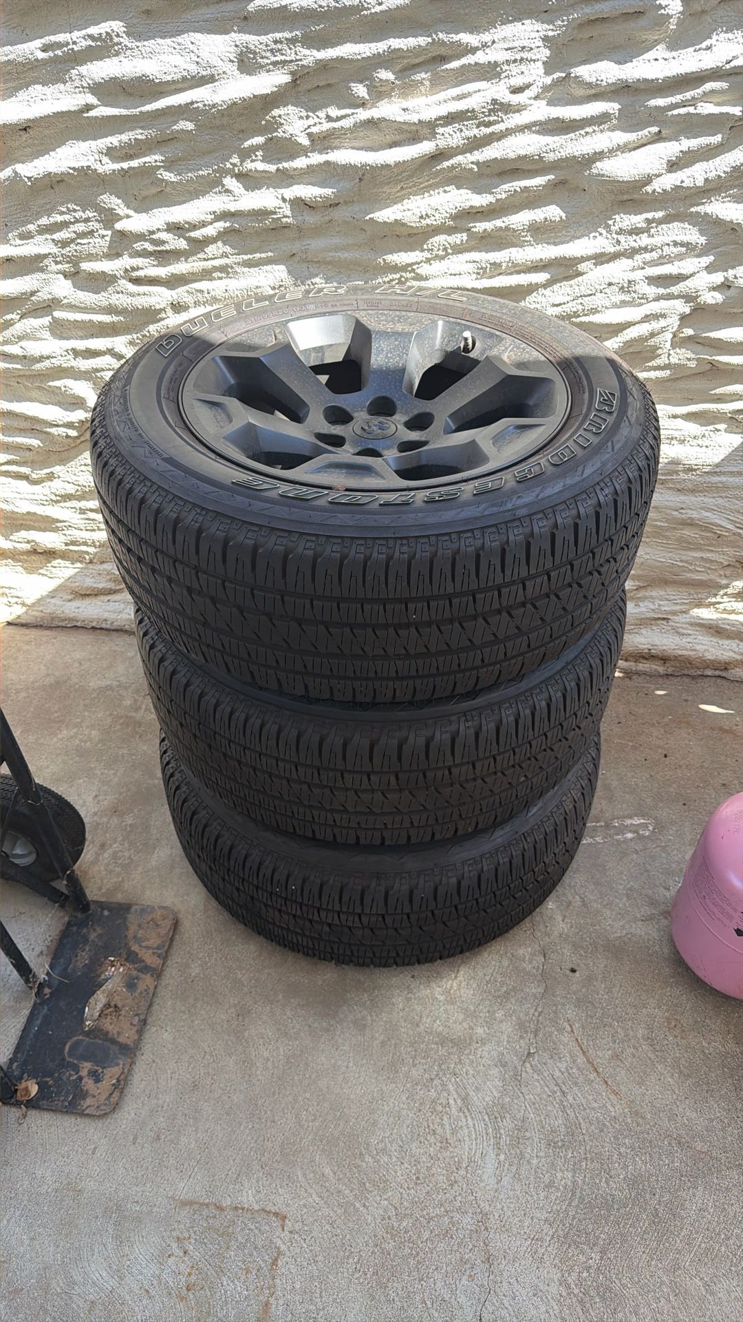 Oem Wheel & Tire RAM 1500