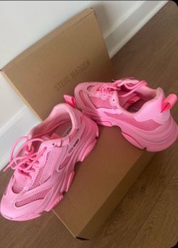Steve Madden shoes (size 8.5)