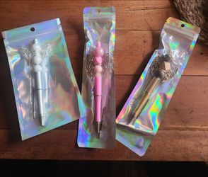 Angel pens