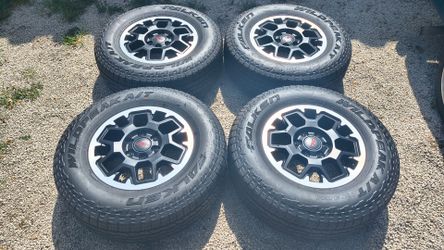 2026 Toyota Tacoma/Tundra/Sequoia/4Runner takeoff wheels with FALKEN WILD PEAK tires