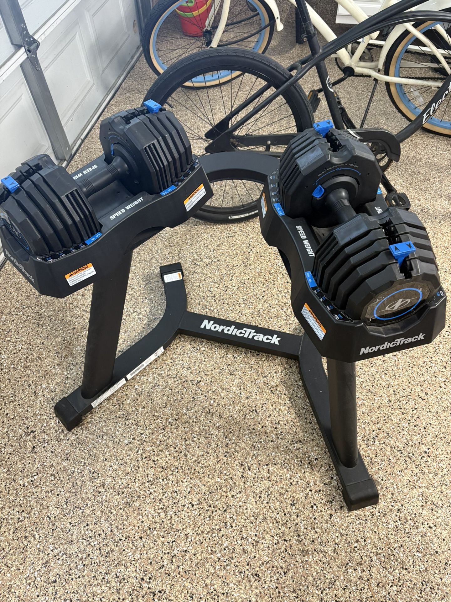 Adjustable Dumbbells - NordicTrack