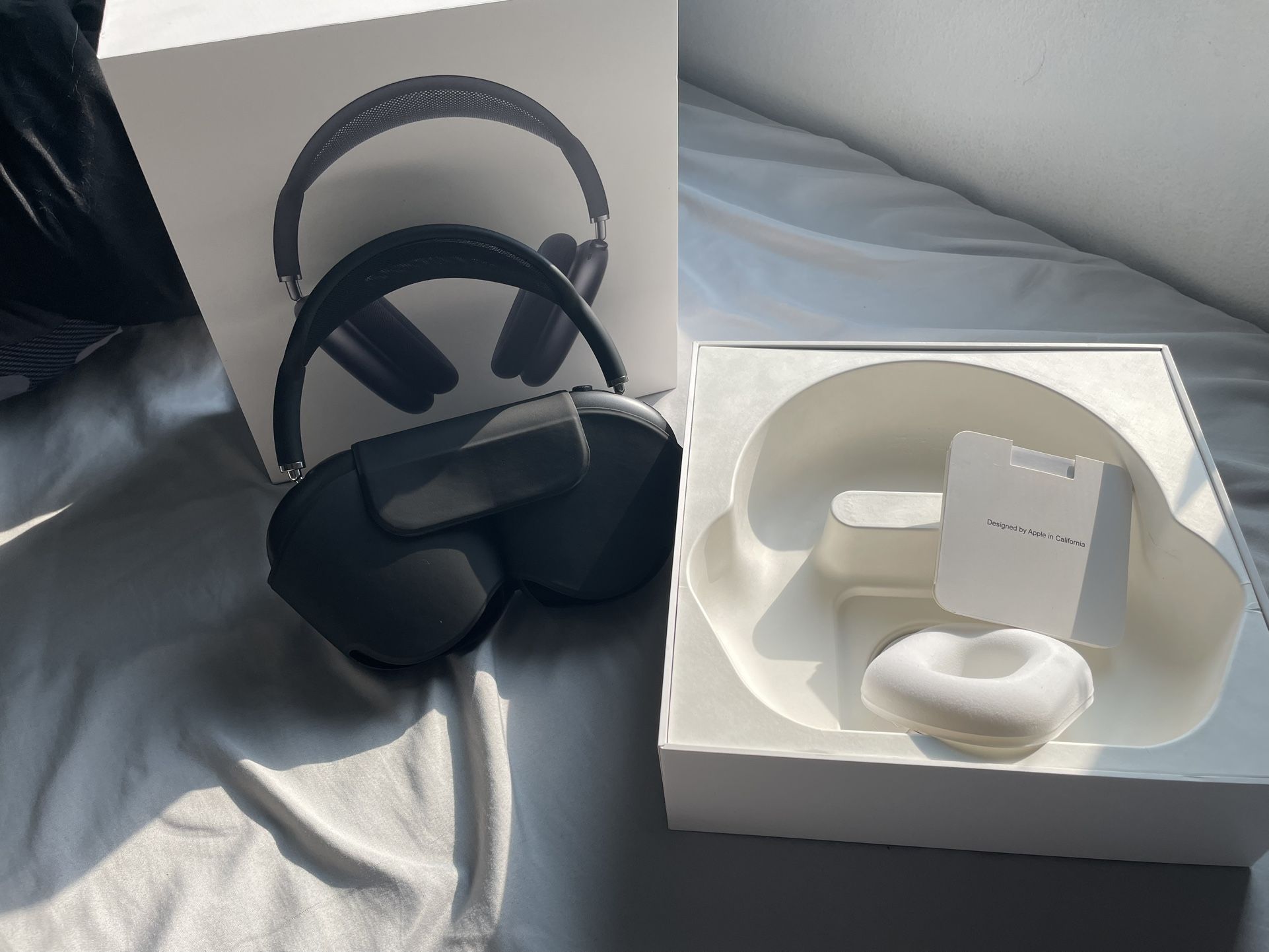 BRAND NEW, AirPod Max (black)