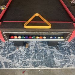 Pool table