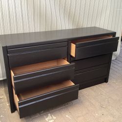 6  DRAWERS DRESSER