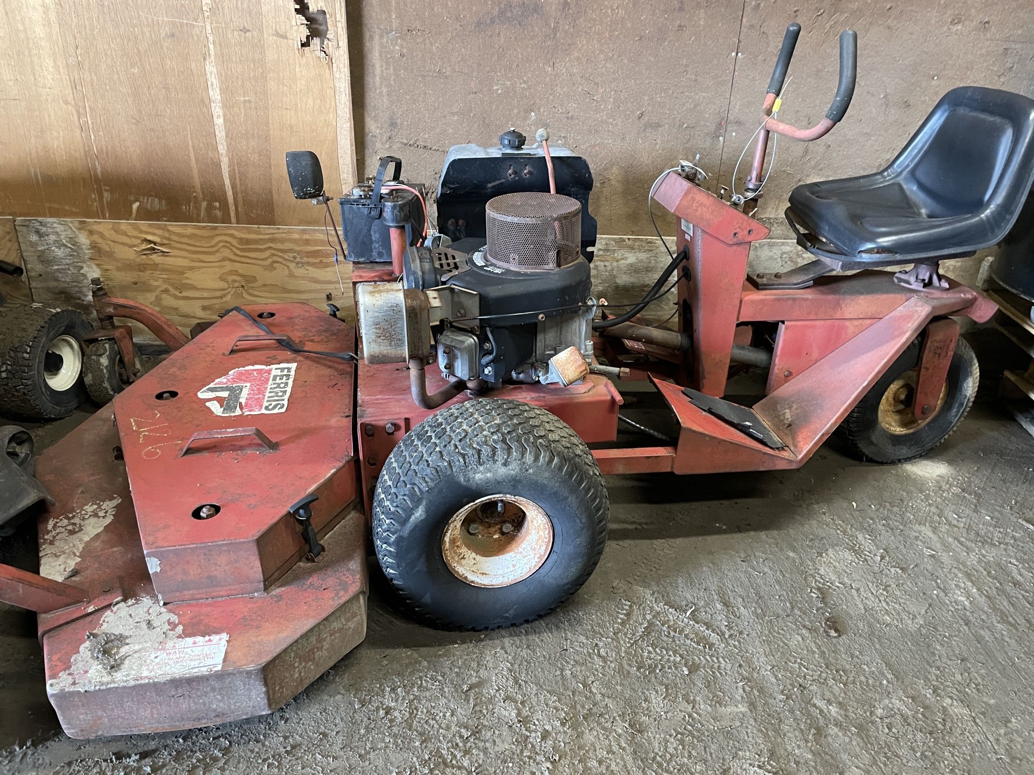 Ferris lawn Mower 60 Inch Deck Ran When Parked