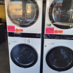LG ThinQ WashTower Single Unit Front Load Washer 4.5 Cubic Feet  AND  Gas Dryer 7.4 Cubic Feet T9HZ