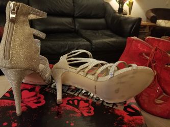 Strappy heels gold sz9