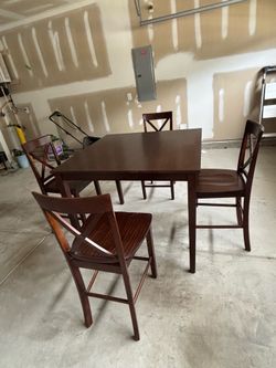 Dinner counter table