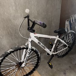 Cookies And Cream SE Bike