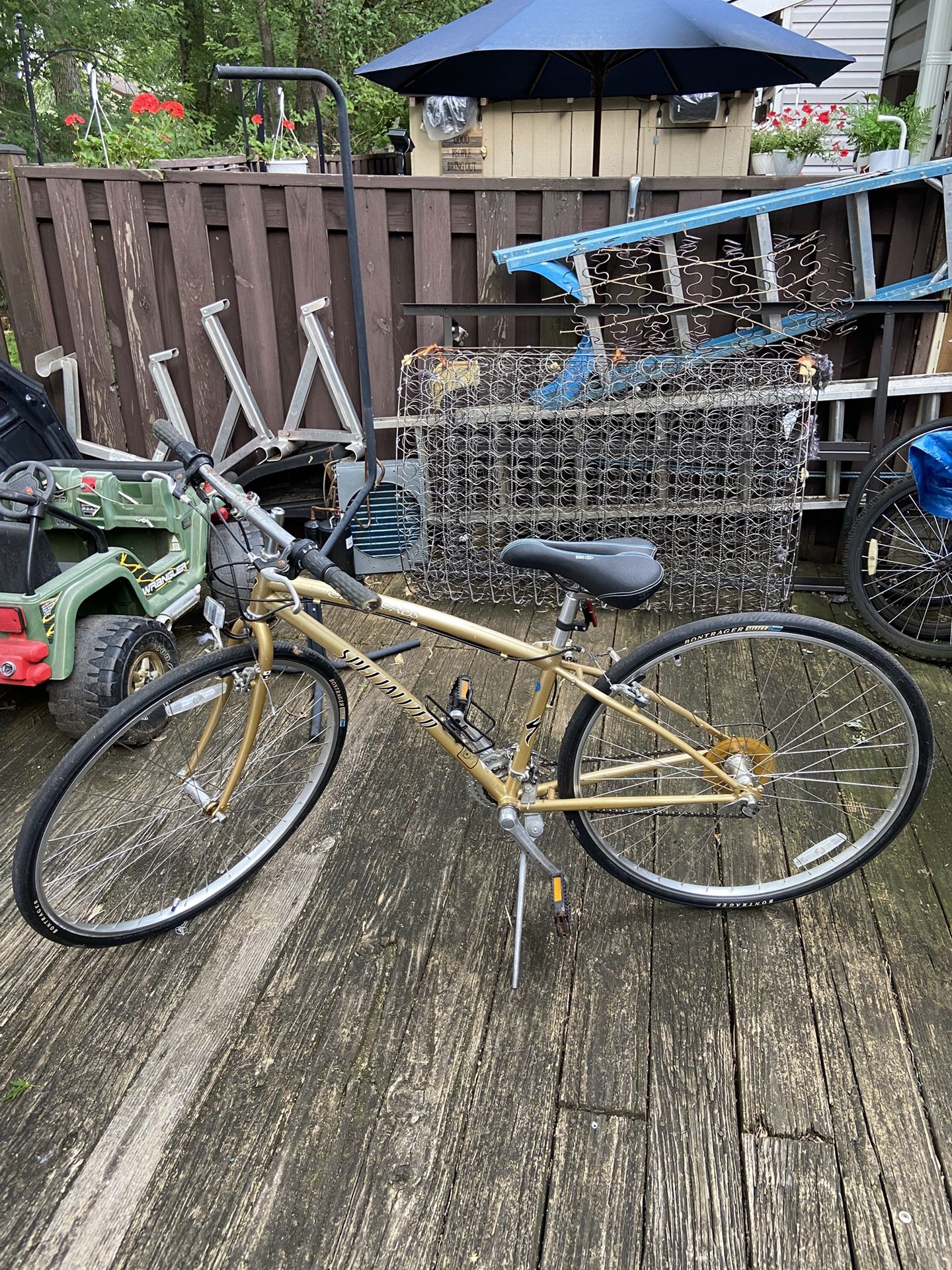 Specialized Gold Crossroads Sport bike 26 Inch