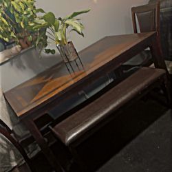 Dining Room Table 
