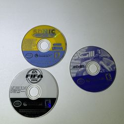 Nintendo GameCube 3 Game Bundle Disc Only, Sonic, Extreme Racing, FIFA Soccer 04