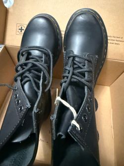 Women’s Doc Marten