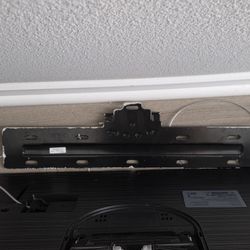 Samsung Frame 65" TV Model SOC1001R 2020 Model 