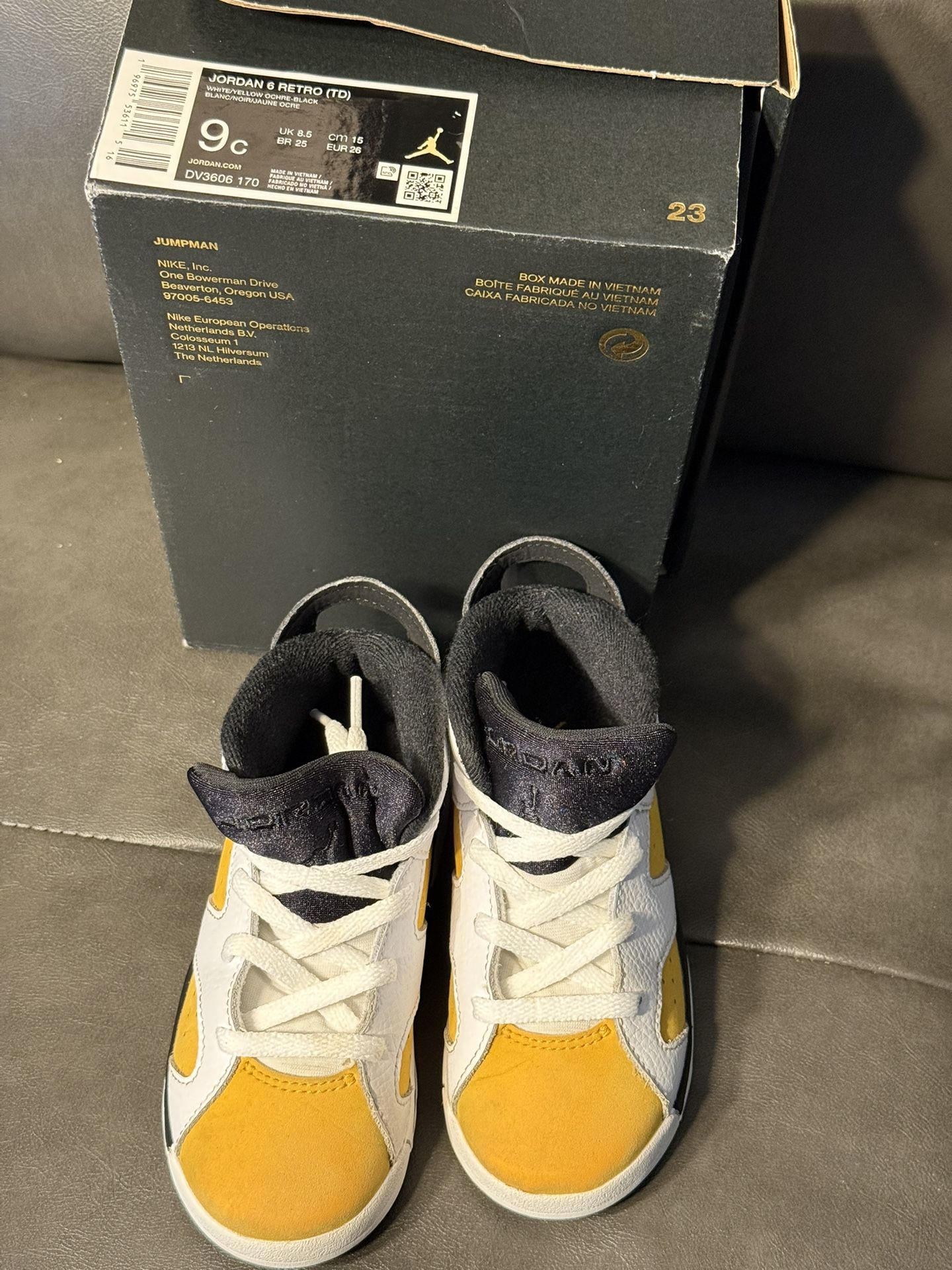 JORDAN 6 RETRO (TD) (Located in Woonsocket, Rhode Island)