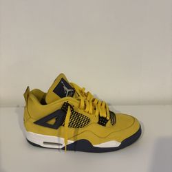 Jordan Retro 4 Lightening