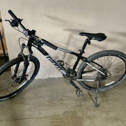 Giant ATX 3 Disc Mountain Bike 