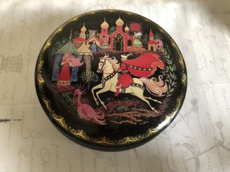 Collectible Tin Box By Keller Charlie Of Philadelphia 