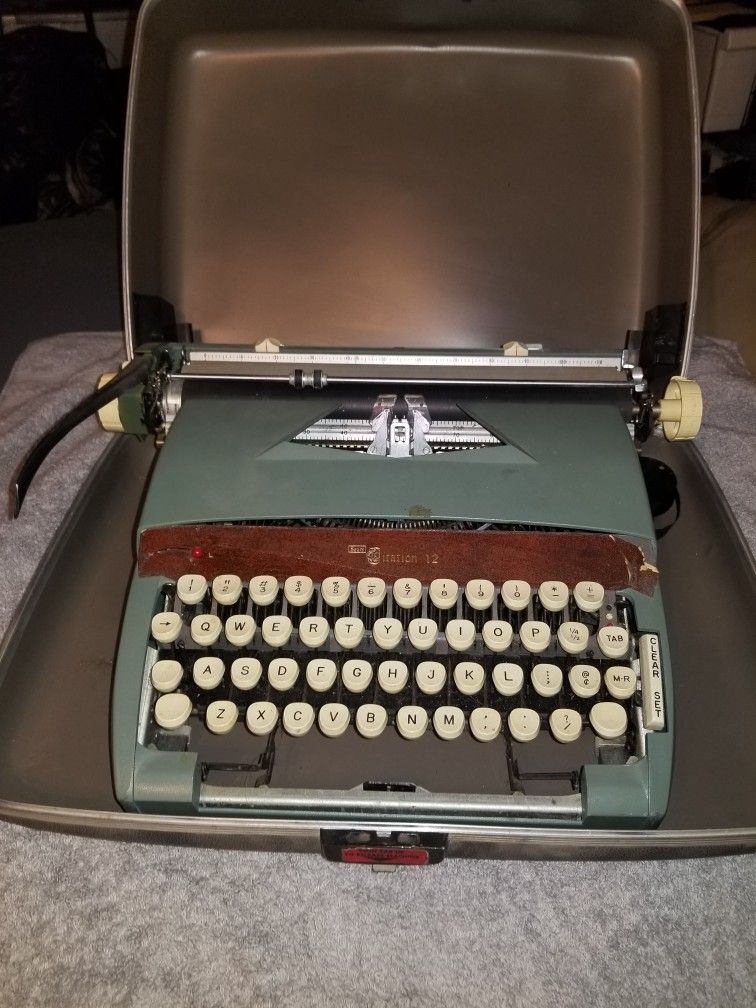 Sears Citation Antique Typewriter