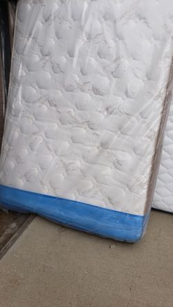 New California king double pillow top sets $475