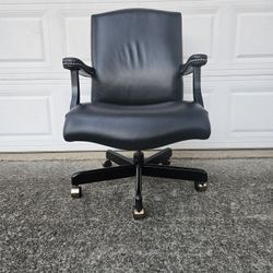 Fairfield Leather Sviwel Tilt Desk Office Chair 