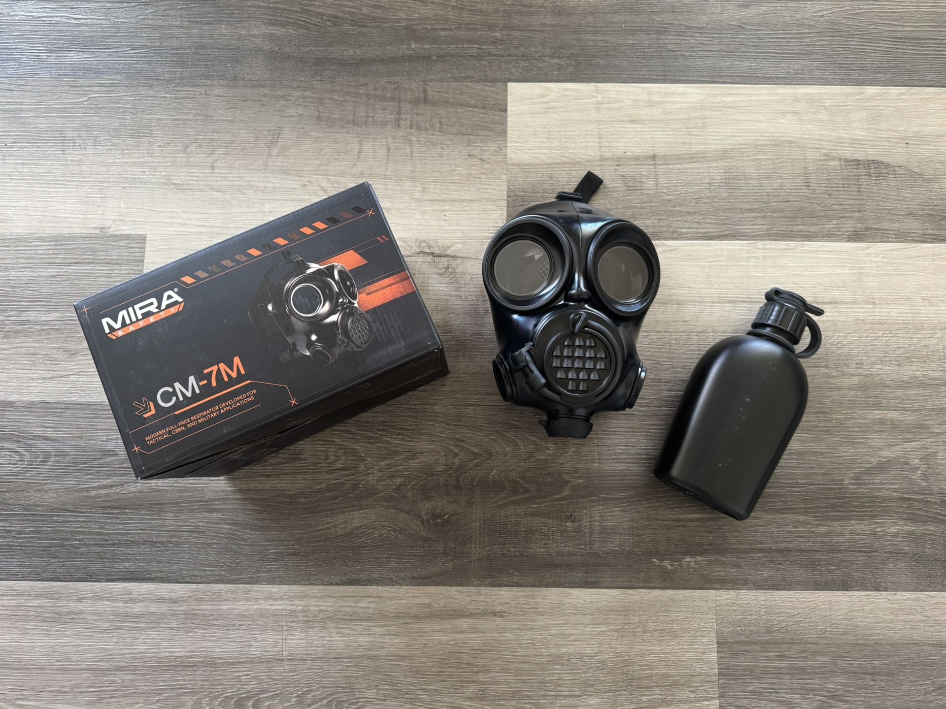 Mira Safety/ Cm-7m Gas Mask/ Brand New