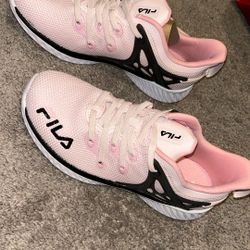 FILA Girls Sneakers Size 4