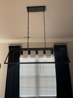 1 Black farmhouse Light Fixtures