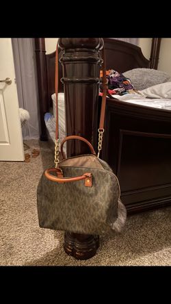 Michael kors purse