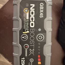 Noco GBX45 Rechargeable car jump starter